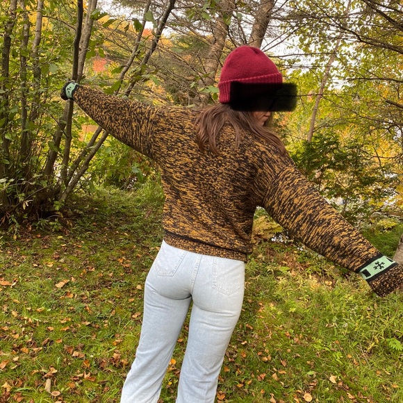 Aztec sweater fall, long sleeve size L - Picture 6 of 6